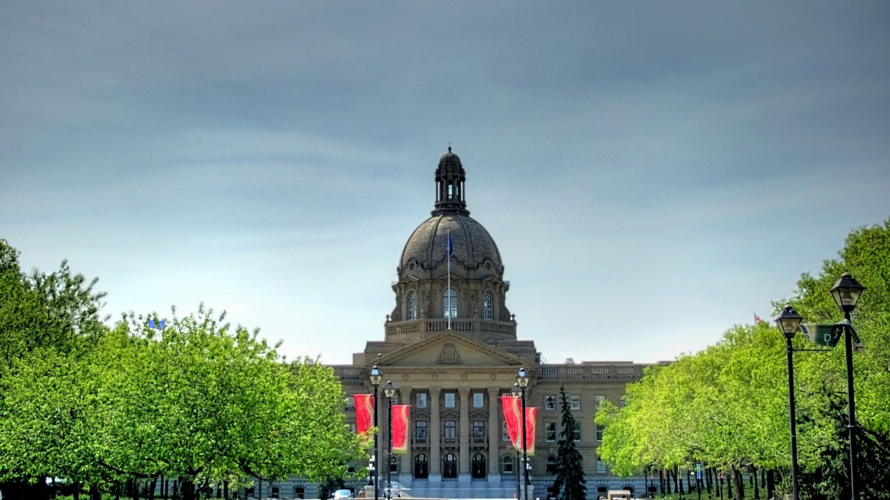 The Type of Candidates Getting Invited in the Latest Canadian Experience Class (CEC) Draws